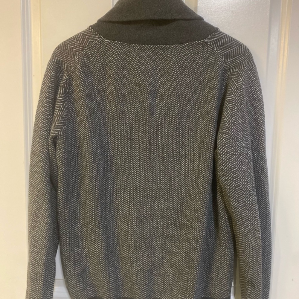 Button down cardigan - Picture 3 of 3